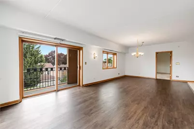 7410 W Lawrence Avenue #218, Harwood Heights, IL 60706 - Photo 2