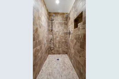 7410 W Lawrence Avenue #218, Harwood Heights, IL 60706 - Photo 10