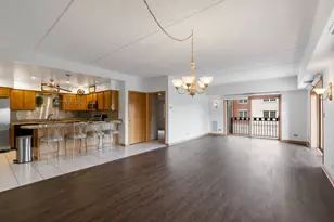 7410 W Lawrence Ave, Harwood Heights, IL 60706 - Photo 4
