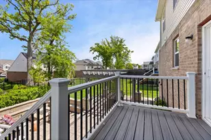 1516 Hartford Ln, Woodridge, IL 60517 - Photo 46