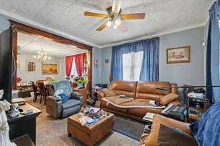 212 E Hill St, Champaign, IL 61820 - Photo 6
