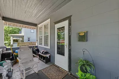 212 E Hill Street, Champaign, IL 61820 - Photo 4