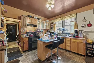 212 E Hill St, Champaign, IL 61820 - Photo 10