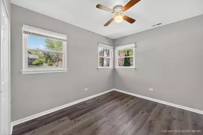 41557 N Illinois Street, Zion, IL 60099 - Photo 16