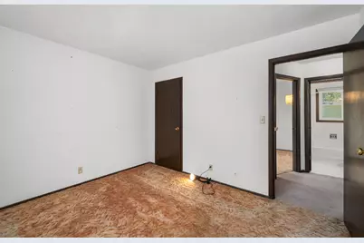 118 E Lamphere Drive, Blue Grass, IA 52726 - Photo 28
