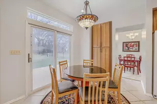 1526 Almaden Ln, Gurnee, IL 60031 - Photo 18