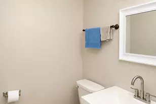1463 Mercury Dr, Schaumburg, IL 60193 - Photo 14