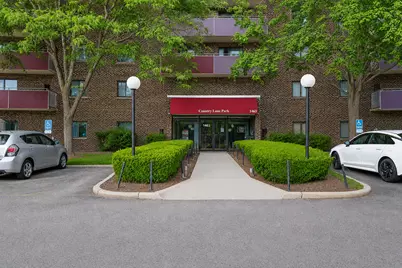 1463 Mercury Drive #219, Schaumburg, IL 60193 - Photo 2