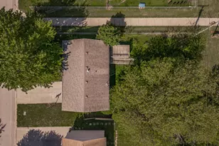 1309 W Indian Dr, Pontiac, IL 61764 - Photo 34
