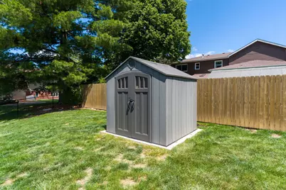 1640 Queens Drive, Bettendorf, IA 52722 - Photo 42