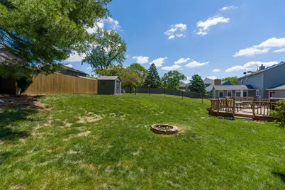 1640 Queens Drive, Bettendorf, IA 52722 - Photo 38