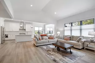 906 Cartwright Ln, Schaumburg, IL 60193 - Photo 12