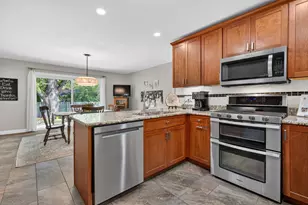 223 Willow Ln, Geneva, IL 60134 - Photo 14