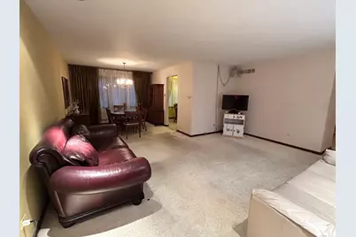 532 S Blackstone Avenue, Glenwood, IL 60425 - Photo 2