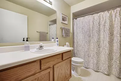 2936 Heatherwood Drive #19081, Schaumburg, IL 60194 - Photo 14