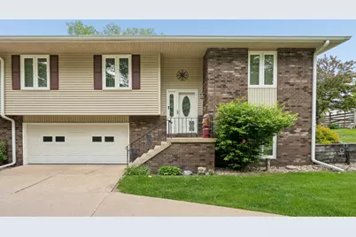 870 47th Avenue #2, East Moline, IL 61244 - Photo 1