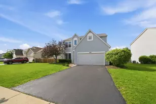 1620 Manor Oaks Dr, Plainfield, IL 60586 - Photo 2