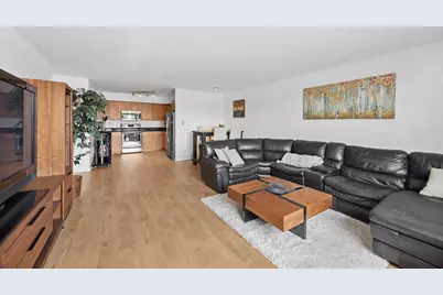 201 S Maple Avenue #106, Oak Park, IL 60302 - Photo 4