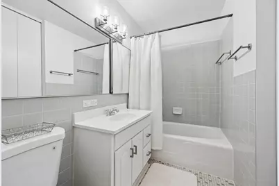 201 S Maple Avenue #106, Oak Park, IL 60302 - Photo 14