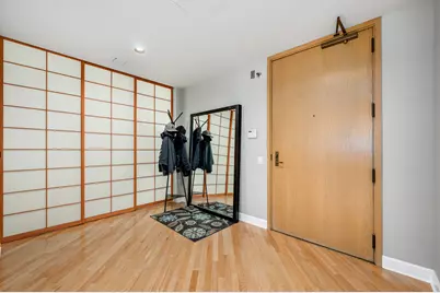 680 N Lake Shore Drive #322, Chicago, IL 60611 - Photo 2