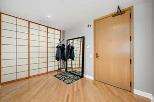 680 N Lake Shore Dr, Chicago, IL 60611 - Photo 2