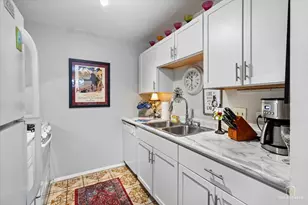 20A Kingery Quarter, Willowbrook, IL 60527 - Photo 14