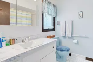 1925 Glencoe St, Wheaton, IL 60187 - Photo 16