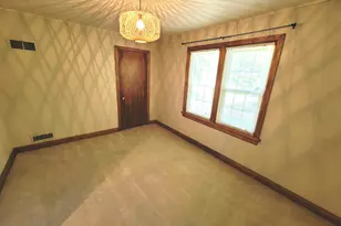 128 N Indiana Ave, Salem, IL 62881 - Photo 16