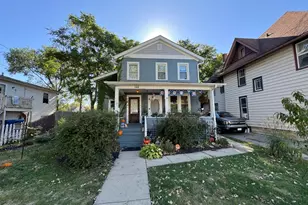 159 N 4th St, Aurora, IL 60505 - Photo 1