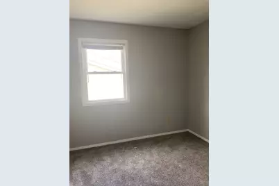 4117 Hillandale Road, Davenport, IA 52806 - Photo 18