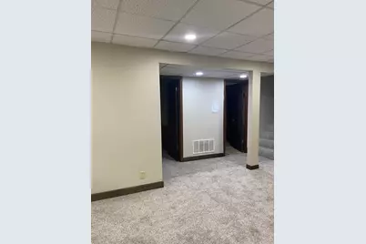 4117 Hillandale Road, Davenport, IA 52806 - Photo 22
