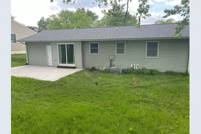 4117 Hillandale Road, Davenport, IA 52806 - Photo 4