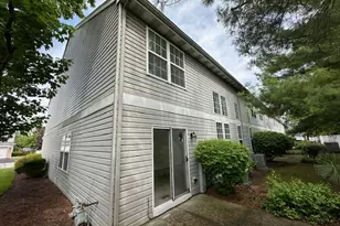 1942 Town Dr, Naperville, IL 60565 - Photo 20
