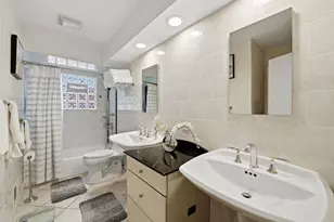 9437 N Lockwood Ave, Skokie, IL 60077 - Photo 16