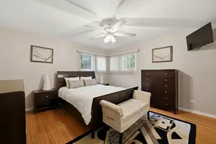 9437 N Lockwood Ave, Skokie, IL 60077 - Photo 14
