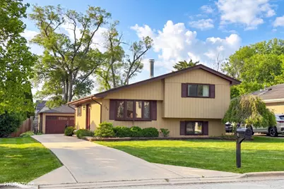 159 N Edgewood Avenue, Wood Dale, IL 60191 - Photo 1