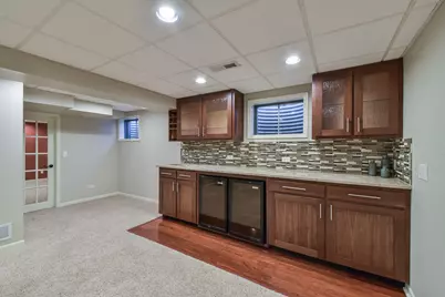 2067 Childs Court, Wheaton, IL 60187 - Photo 16