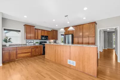531 Birchwood Drive, Yorkville, IL 60560 - Photo 6