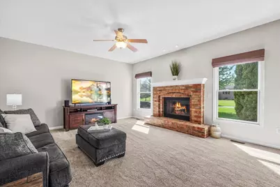 531 Birchwood Drive, Yorkville, IL 60560 - Photo 8