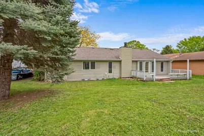 915 S 8th Street, Dekalb, IL 60115 - Photo 28