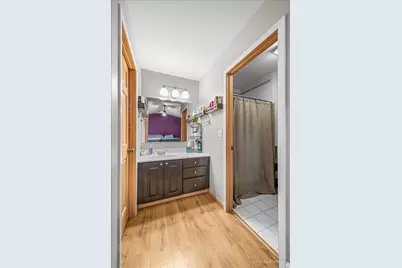 915 S 8th Street, Dekalb, IL 60115 - Photo 10