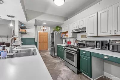 915 S 8th Street, Dekalb, IL 60115 - Photo 6