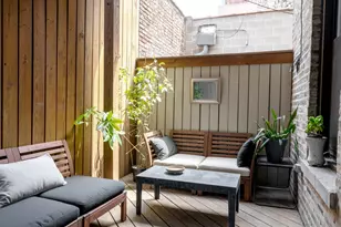 808 W Buckingham Pl, Chicago, IL 60657 - Photo 20