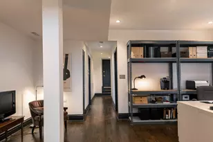 808 W Buckingham Pl, Chicago, IL 60657 - Photo 36