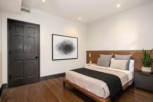 808 W Buckingham Pl, Chicago, IL 60657 - Photo 32