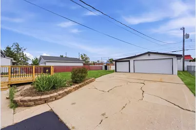 1021 Anna Avenue, Machesney Park, IL 61115 - Photo 22