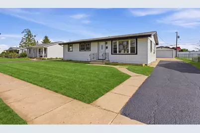 1021 Anna Avenue, Machesney Park, IL 61115 - Photo 2