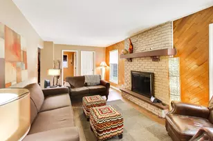 401 Collen Dr, Lombard, IL 60148 - Photo 18