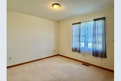 901 East 21st Street, Sterling, IL 61081 - Photo 12