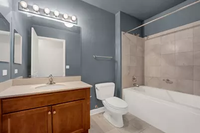 450 E Waterside Drive #2005, Chicago, IL 60601 - Photo 10
